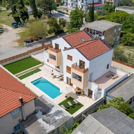 ヴィラ Rusinac - Private Heated Pool *