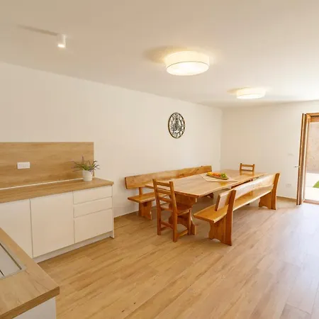 Rusinac - Private Heated Pool Kaštela