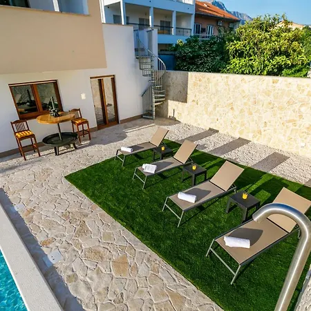 Rusinac - Private Heated Pool Vila