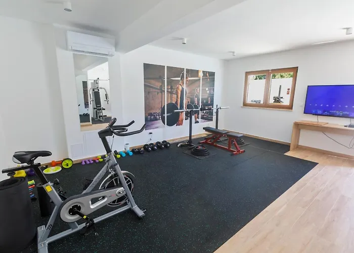 Villa Rusinac - Private Heated Pool *